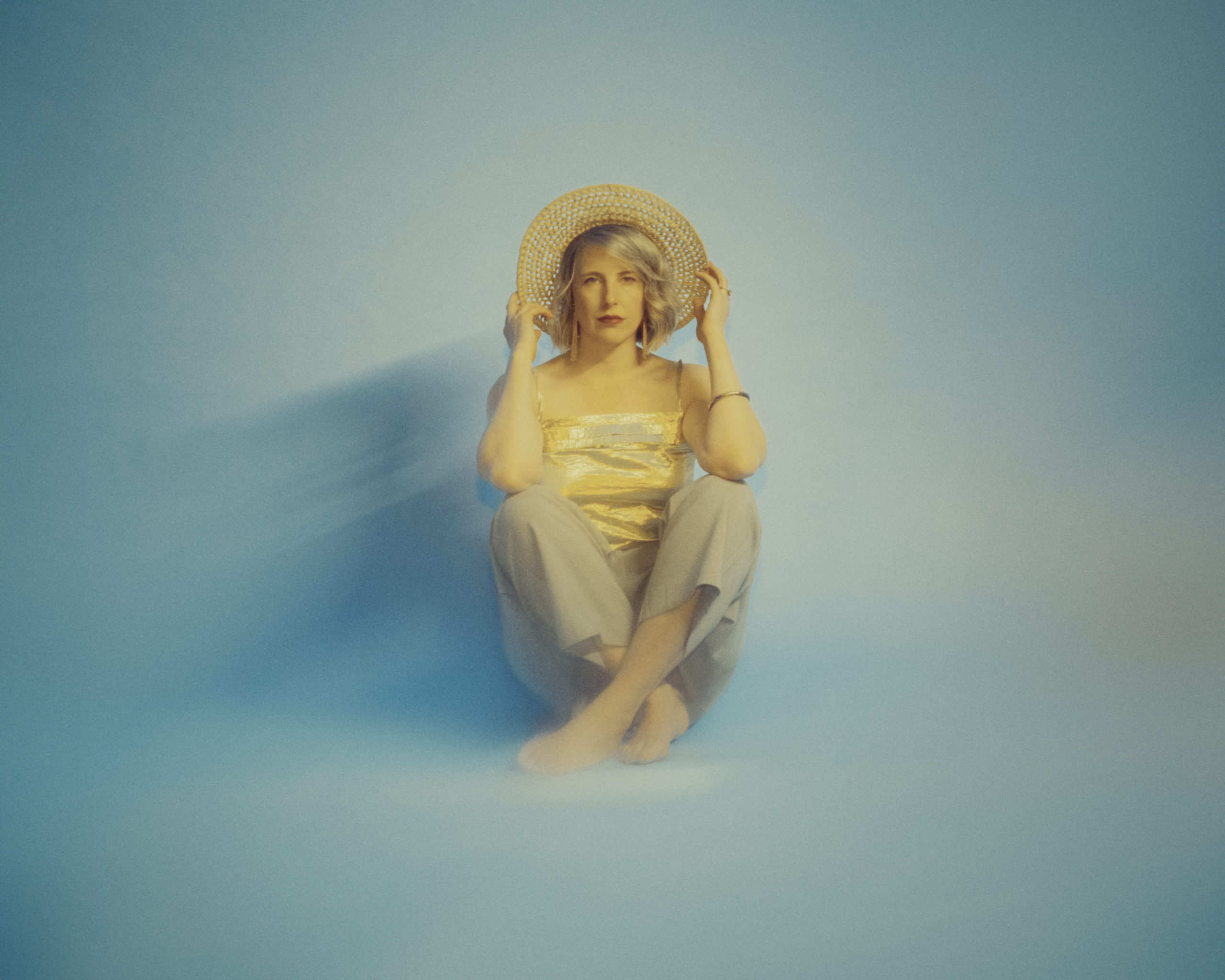 Feature: Ainslie Wills - Pink EP