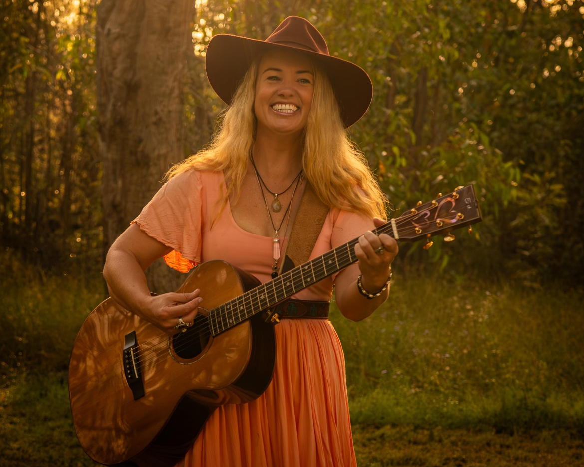 Feature: Amanda Heartsong - By The Hearthfire